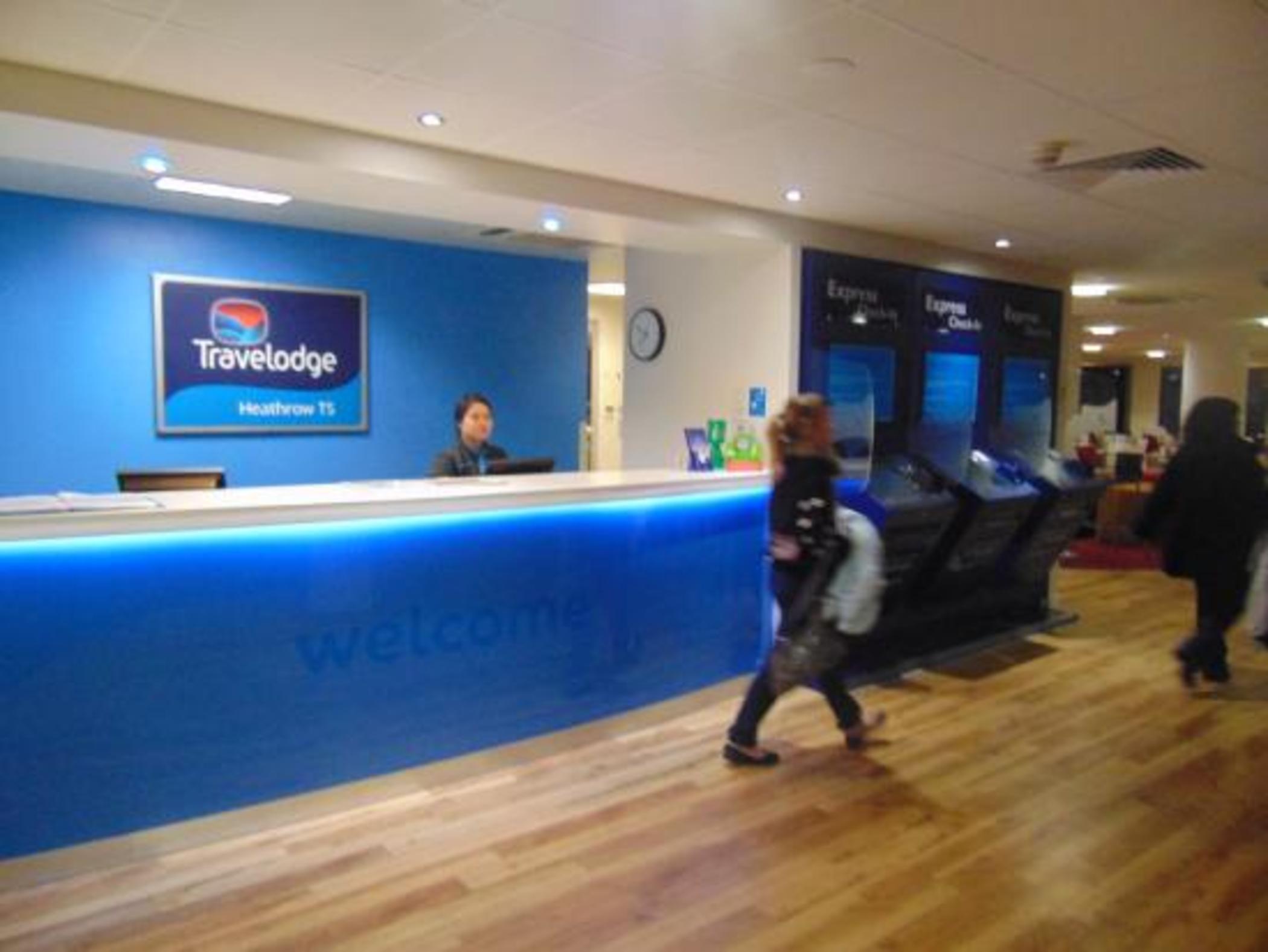 Ibis Budget London Heathrow T5 Σλόουθ Εξωτερικό φωτογραφία