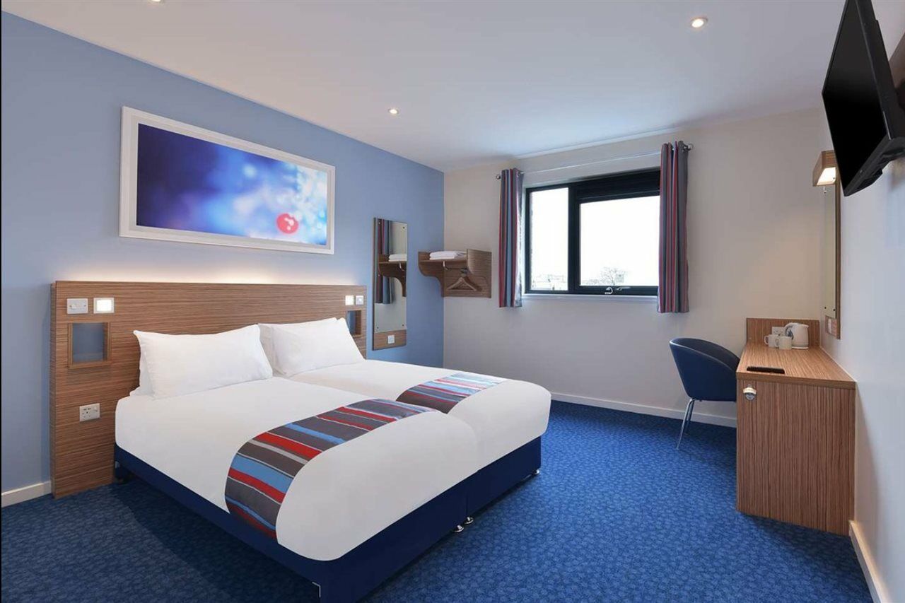 Ibis Budget London Heathrow T5 Σλόουθ Εξωτερικό φωτογραφία